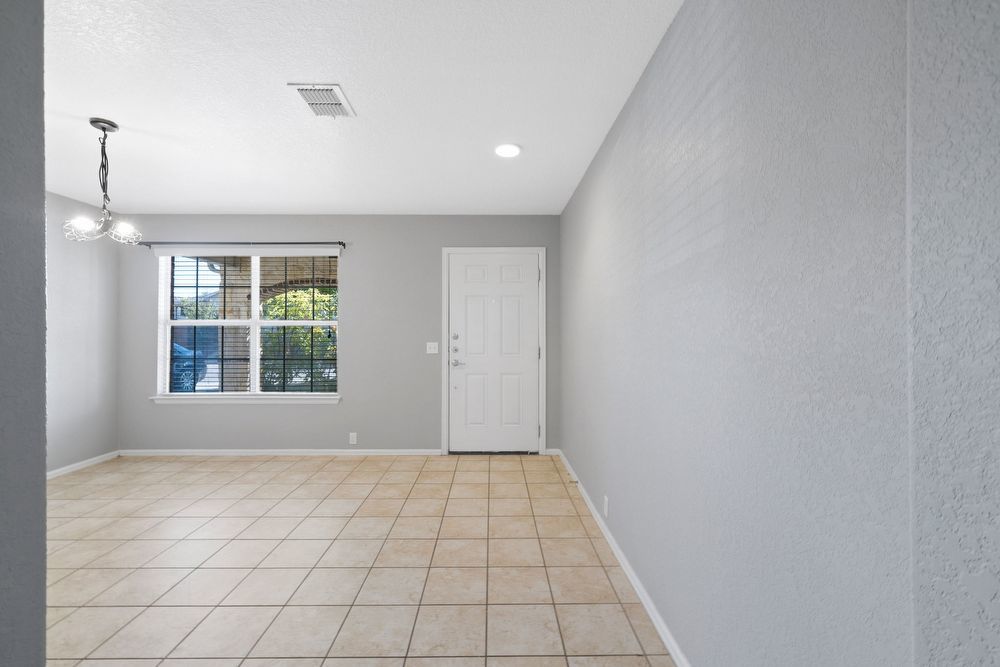 11147 Palomino Bluff, San Antonio TX 78245 property image