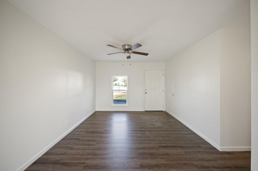 3222 Pine Hollow St, San Antonio, TX 78211-4036 property image