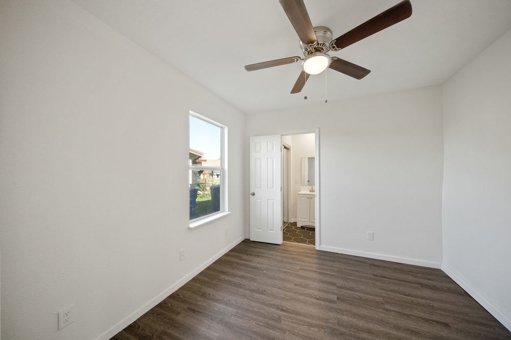 3222 Pine Hollow St, San Antonio, TX 78211-4036 property image