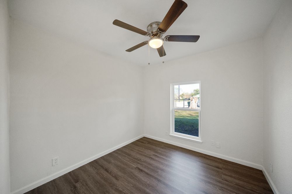 3222 Pine Hollow St, San Antonio, TX 78211-4036 property image