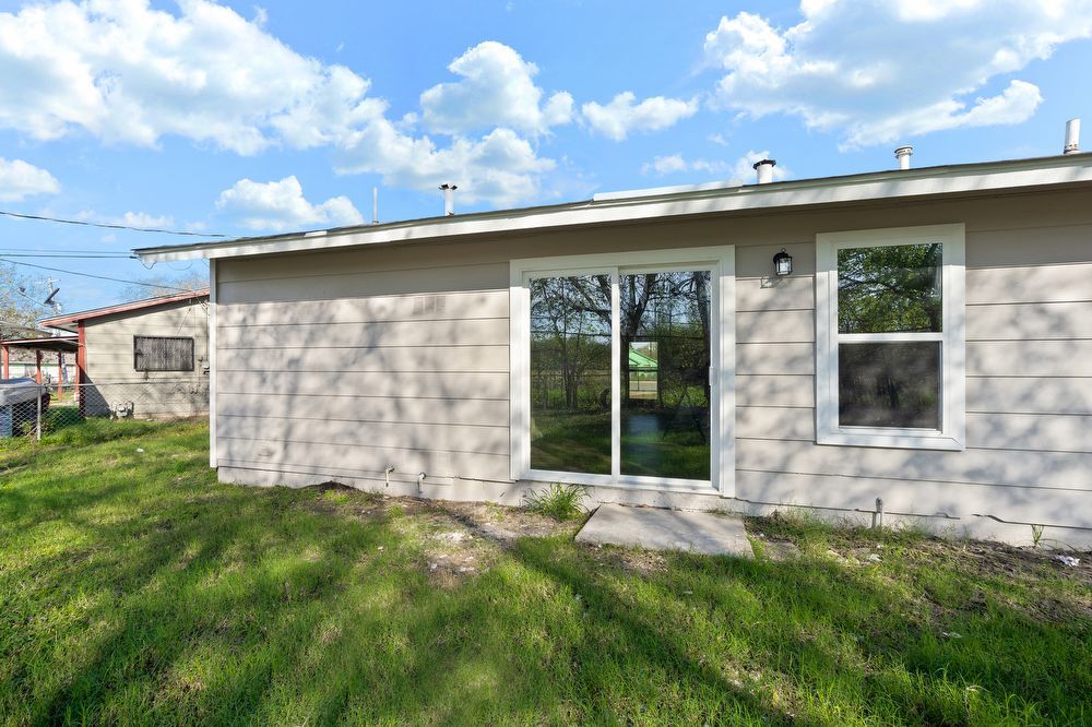 3222 Pine Hollow St, San Antonio, TX 78211-4036 property image