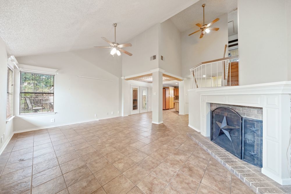 6302 Scrub Jay, San Antonio TX 78240 property image