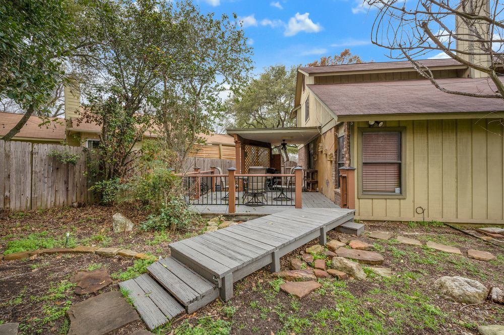 6302 Scrub Jay, San Antonio TX 78240 property image