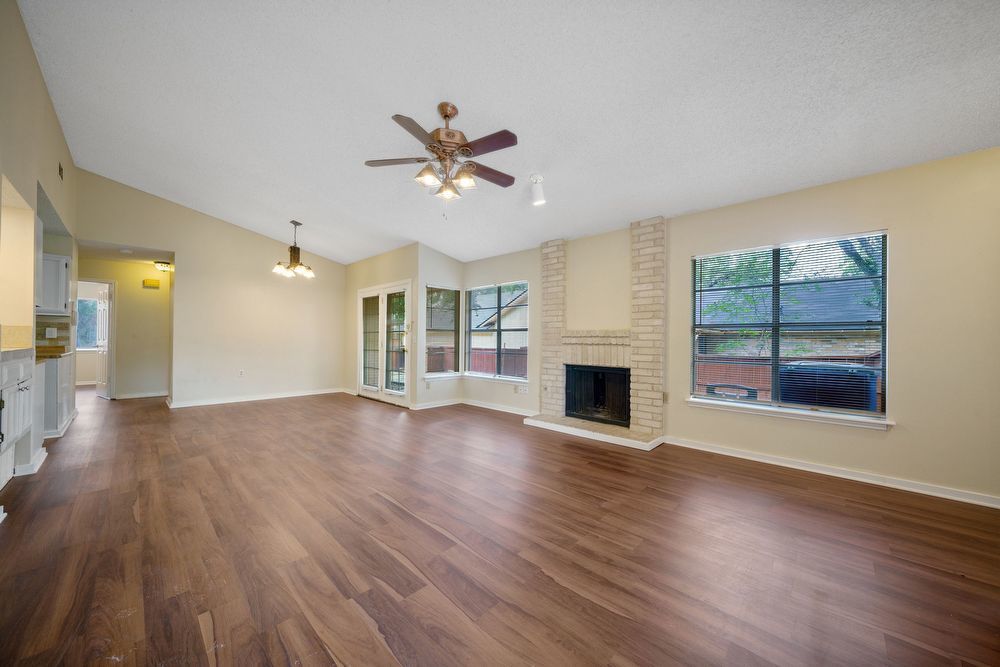 6203 Fox Creek San Antonio, TX 78247 property image