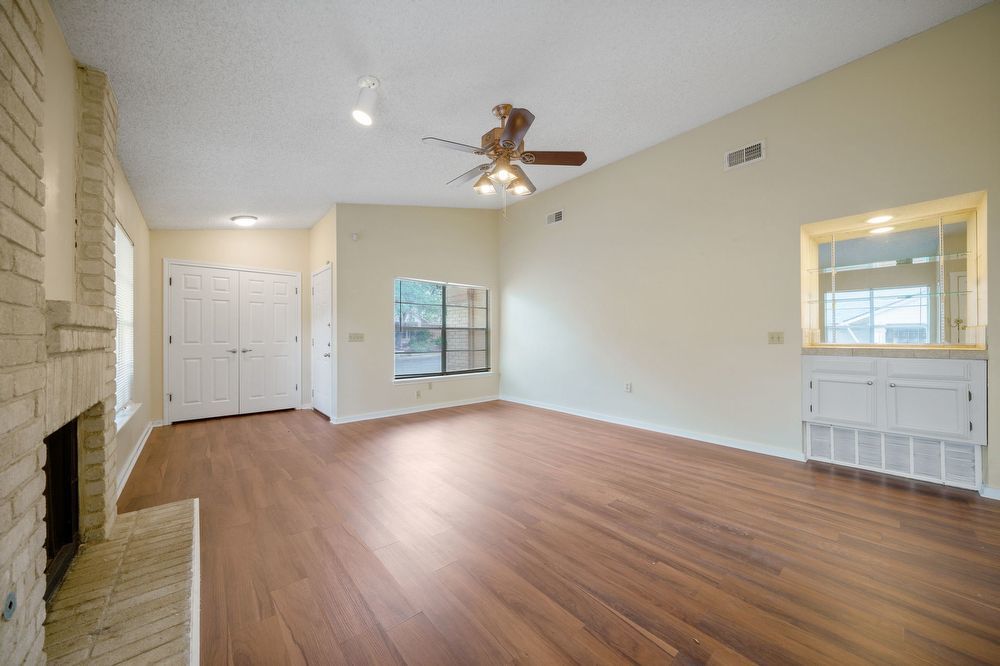 6203 Fox Creek San Antonio, TX 78247 property image