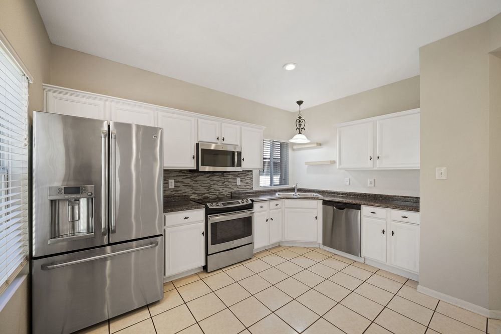 14235 Red Maple Wood San Antonio, TX 78249 property image