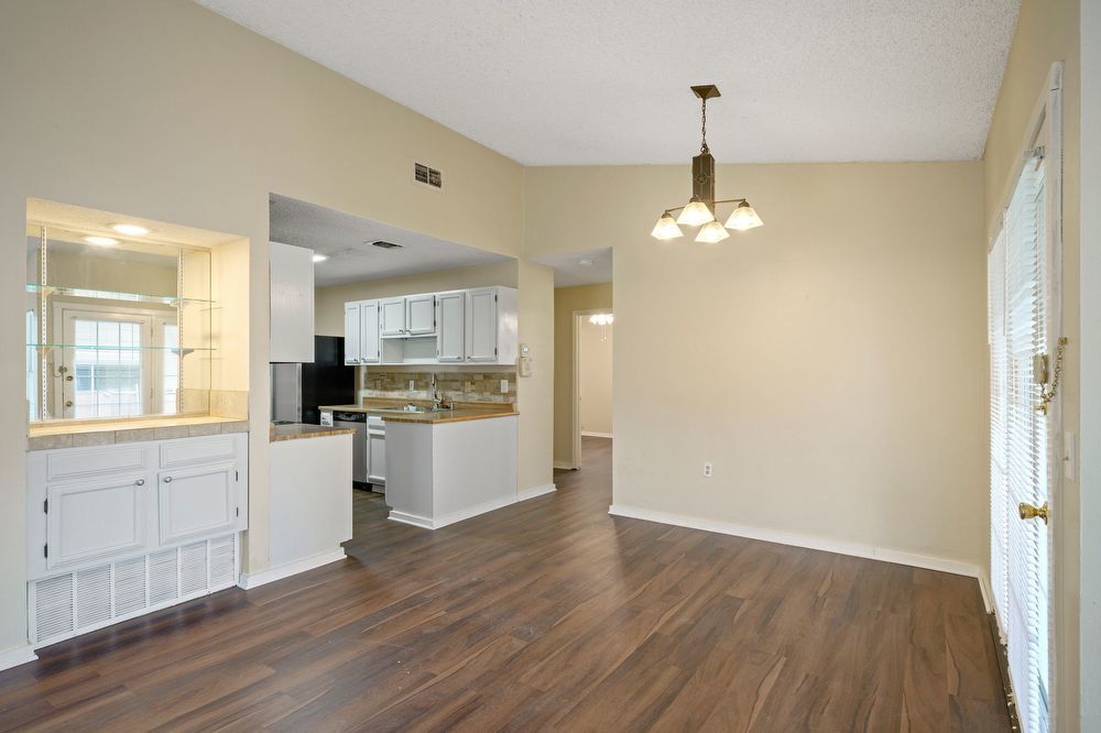 6203 Fox Creek San Antonio, TX 78247 property image