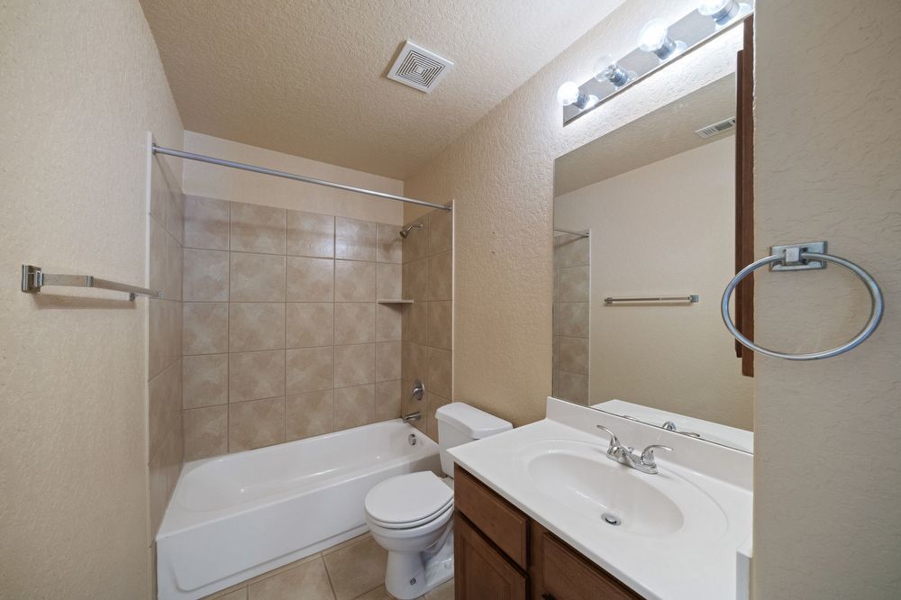 10318 Pinehurst Run, San Antonio TX 78239 property image