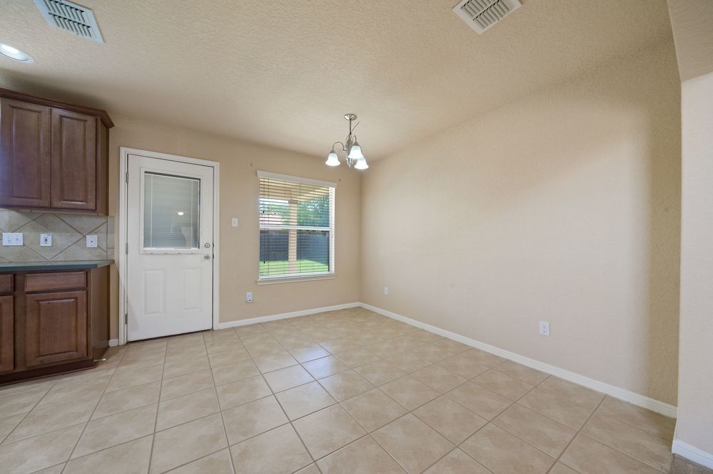 10318 Pinehurst Run, San Antonio TX 78239 property image
