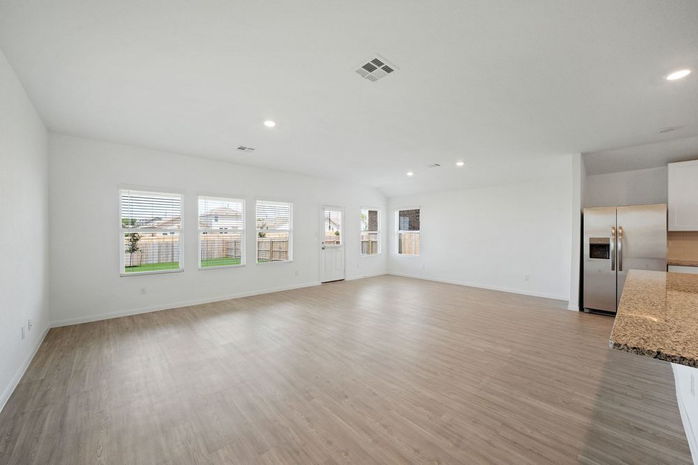 6635 Brandy Path, San Antonio TX 78253 property image