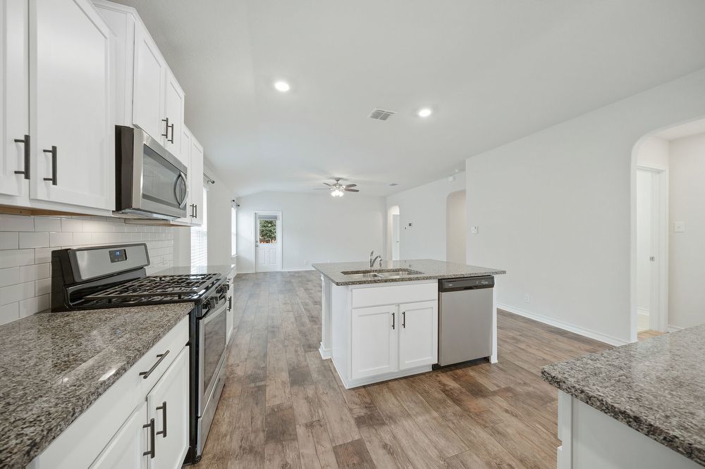 14239 Geyserite Ave, San Antonio, TX 78253 property image