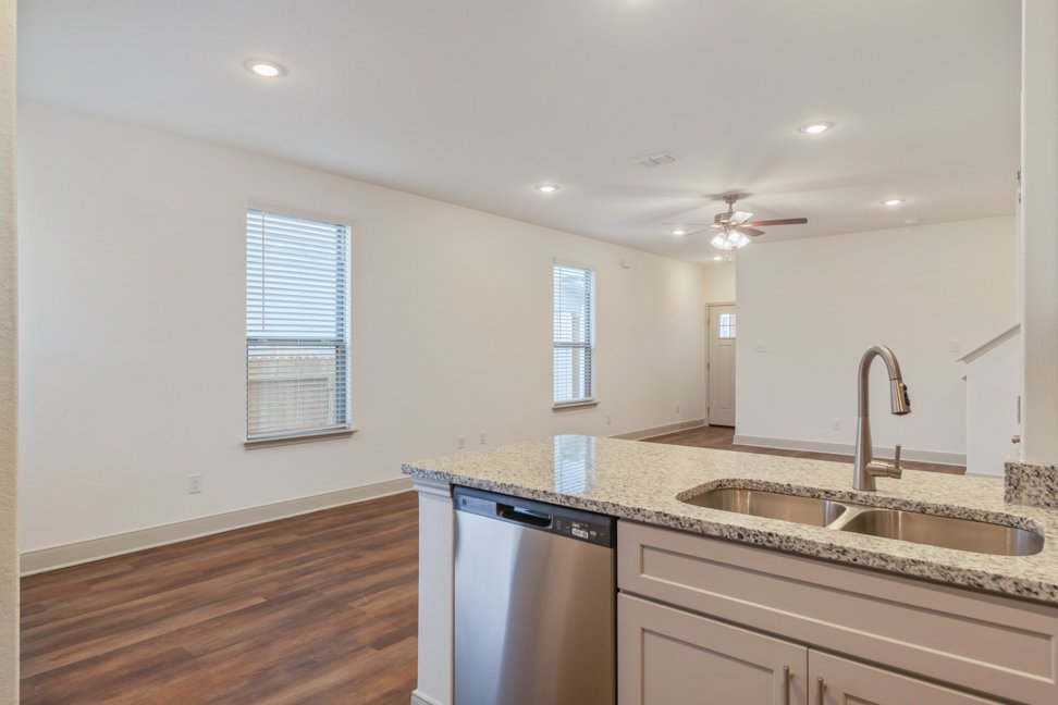 7612 Briarwood Pass #101, San Antonio TX 78252 property image