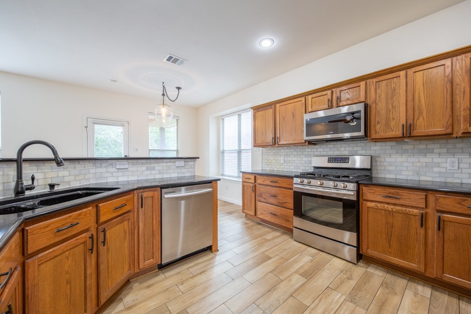 403 Knights Cross Dr, San Antonio, TX 78258 property image