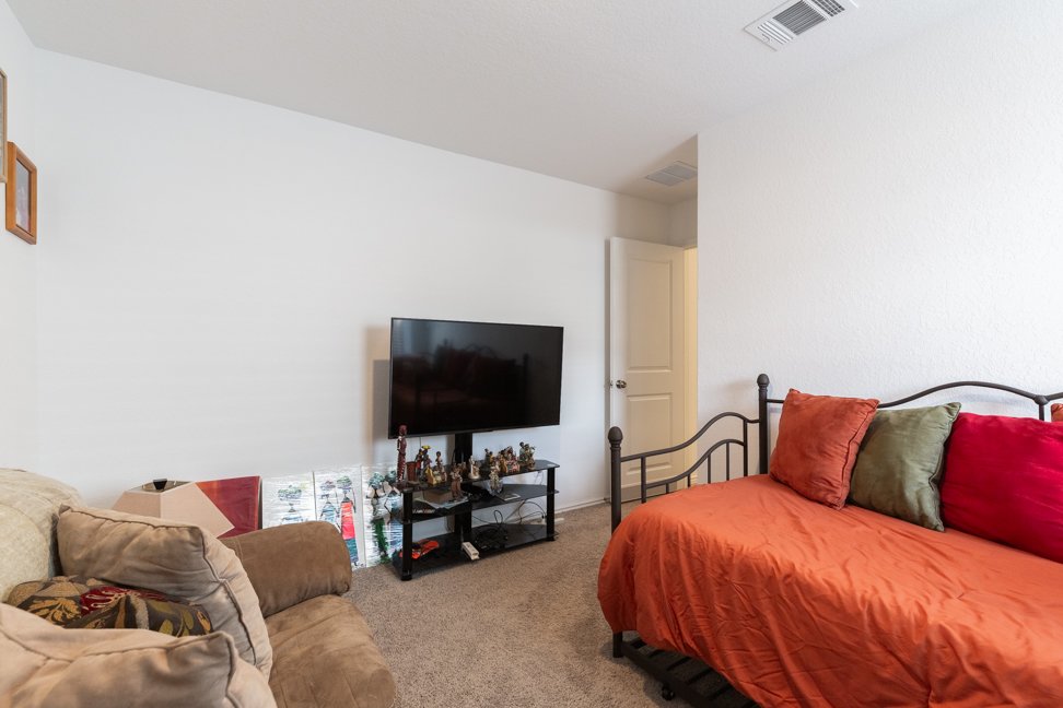 2802 Elion Dr, Converse, TX 78109 property image