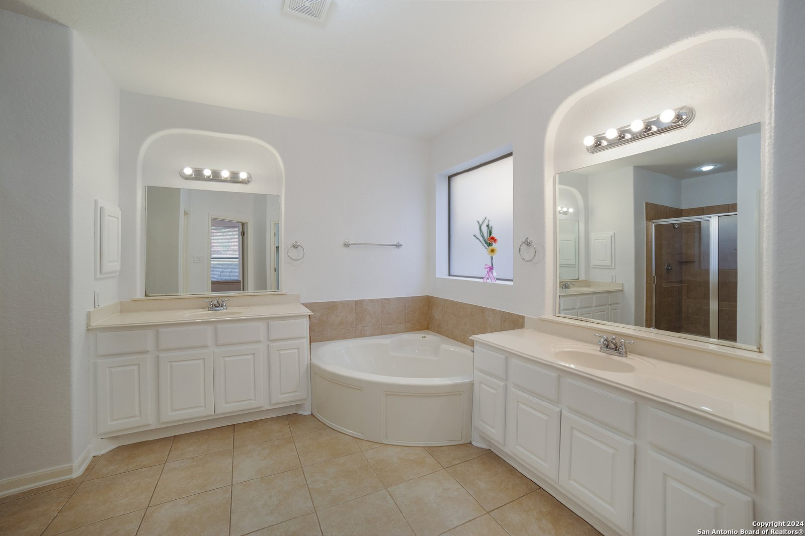 827 Tiger Lily, San Antonio, TX 78260 property image