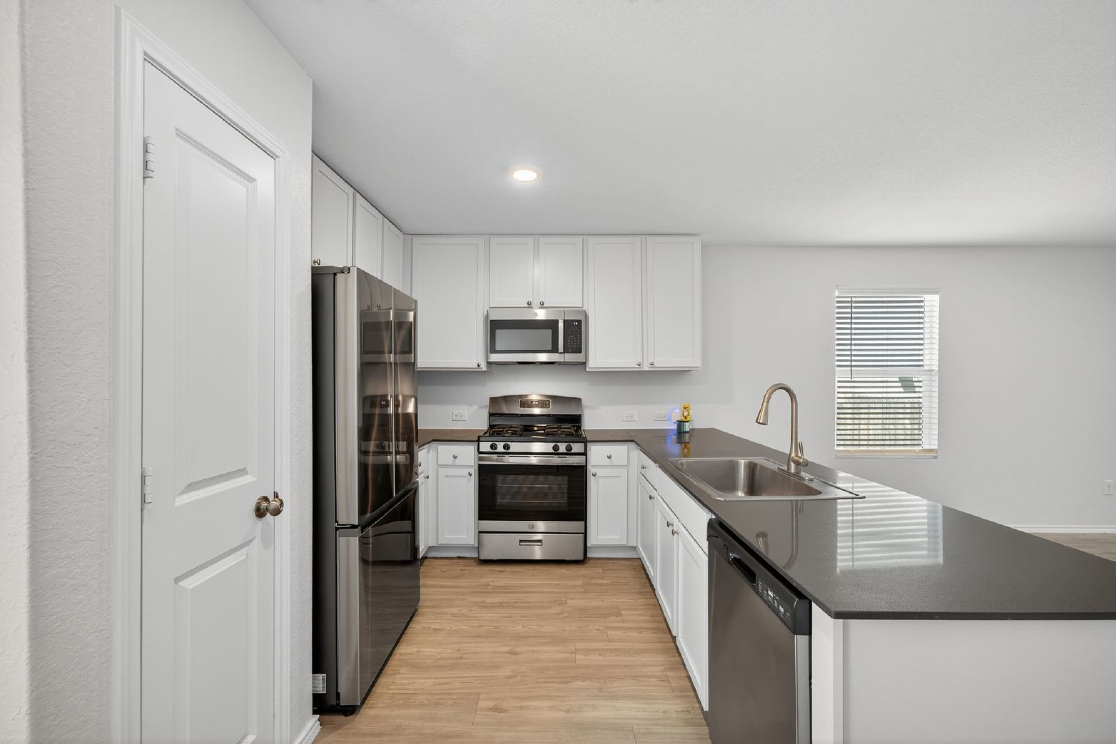 5331 Hornbeck Hts, Converse, TX 78109 property image