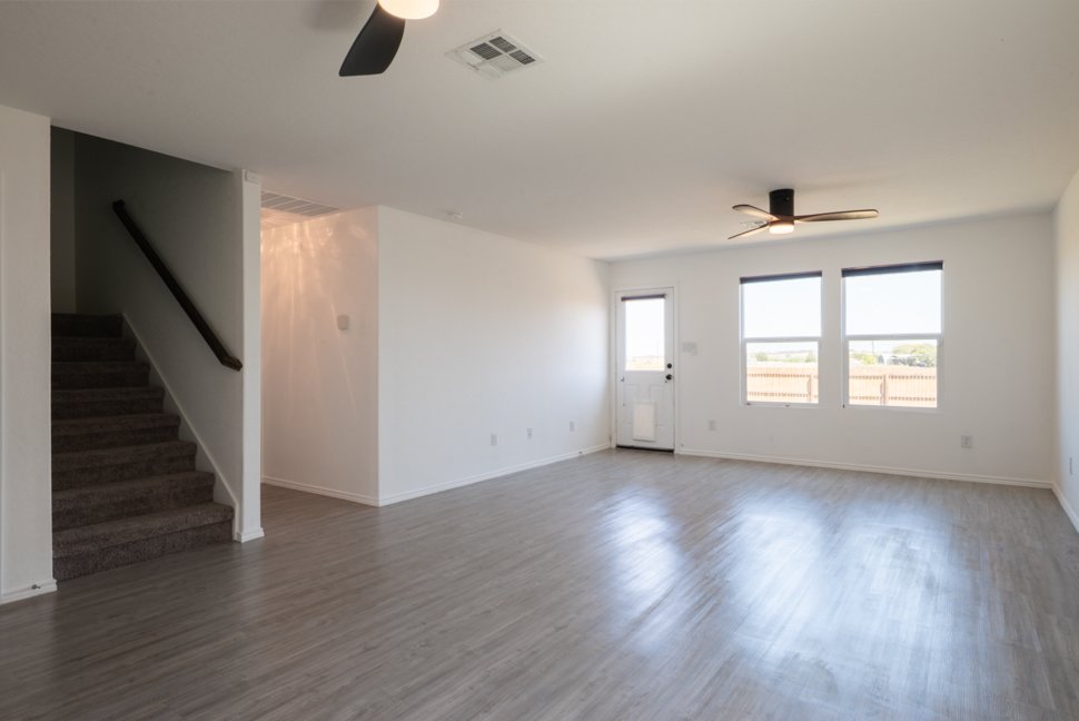 9051 Navarro Vista, Seguin, TX 78155, USA property image