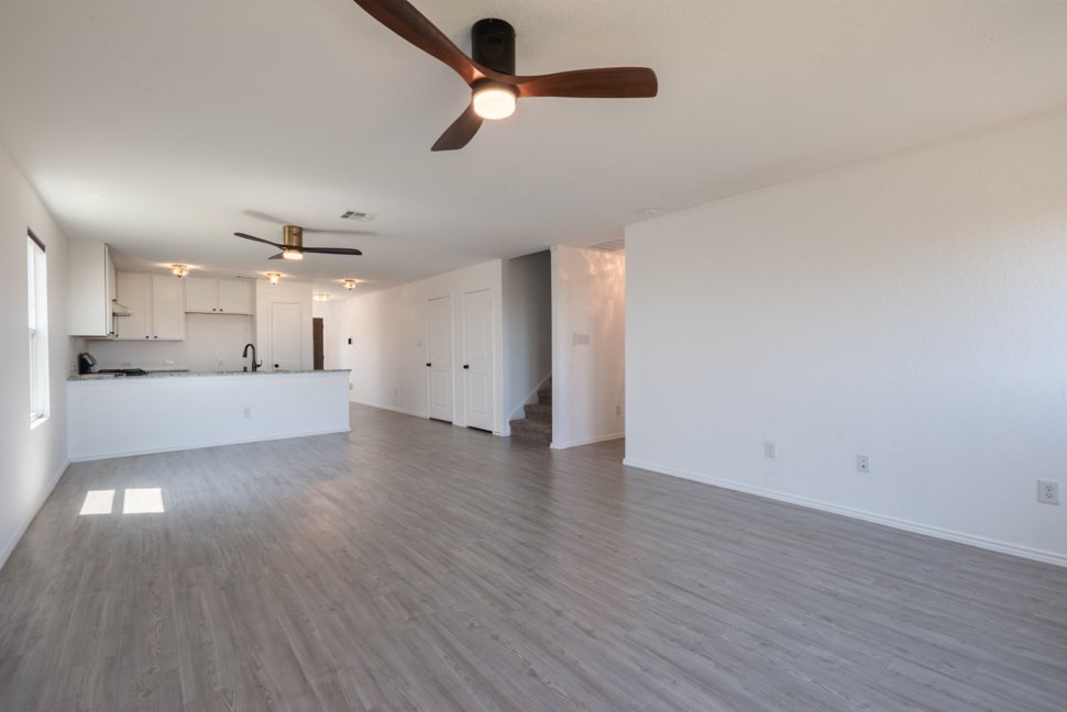 9051 Navarro Vista, Seguin, TX 78155, USA property image