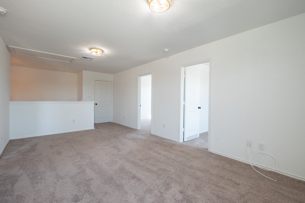 9051 Navarro Vista, Seguin, TX 78155, USA property image