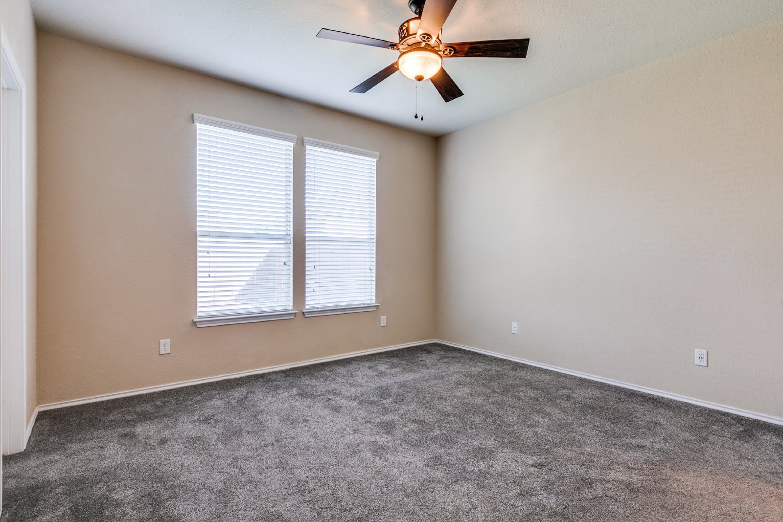 1614 Desert Candle , San Antonio, TX 78245 property image