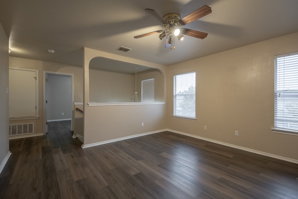 9006 Clearwood Path Universal City, TX 78148 property image