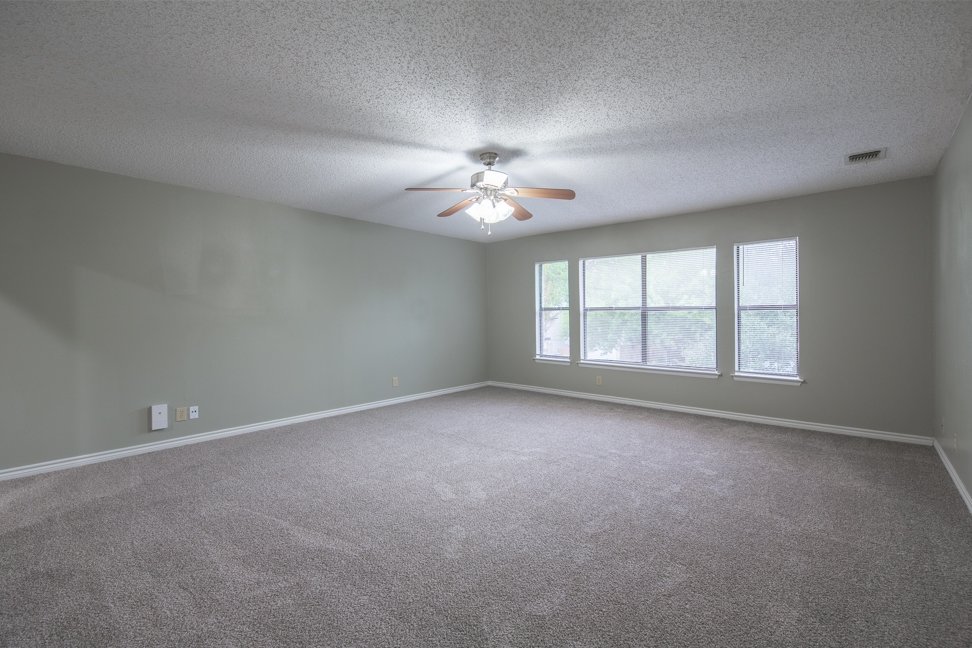 8018 Copper Trail Dr, San Antonio, TX 78244 property image