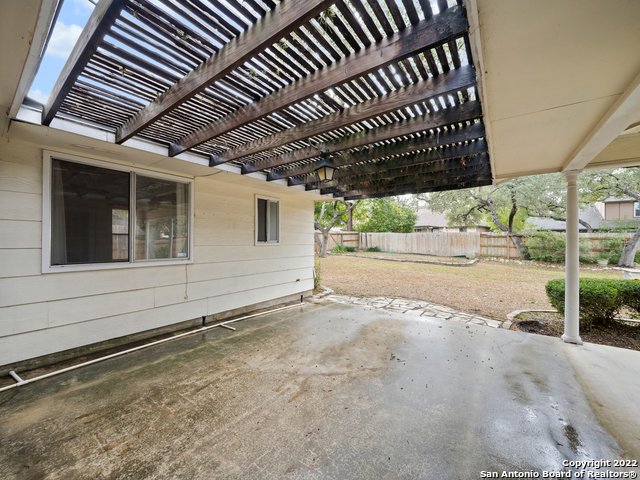 2418 Rockaway Ln, San Antonio, TX 78232-4030 property image