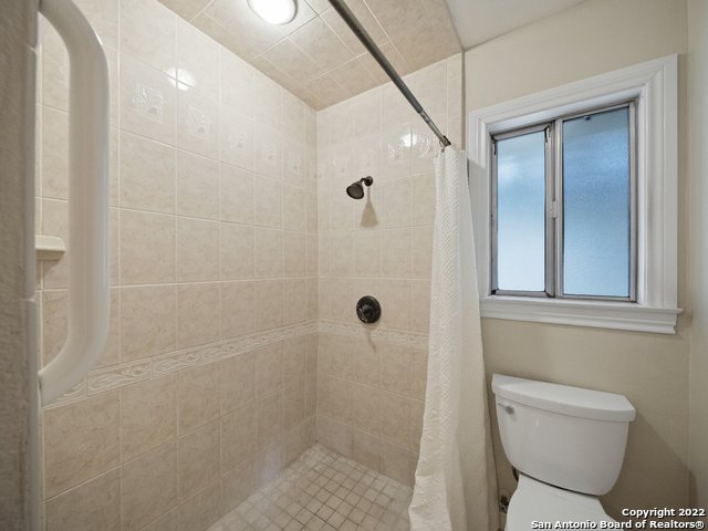 2418 Rockaway Ln, San Antonio, TX 78232-4030 property image