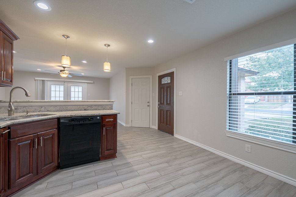 6915 Flatstone Pass Converse, TX 78109 property image