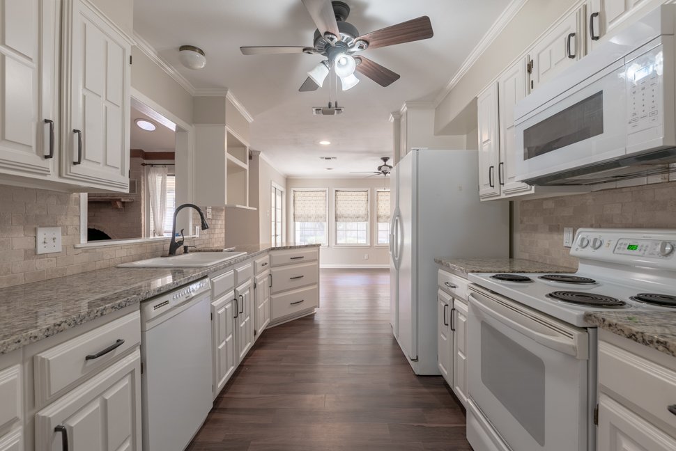 2418 Rockaway Ln, San Antonio, TX 78232-4030 property image