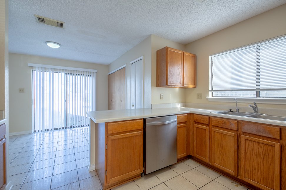 1238 Richland Hills , San Antonio, Texas 78251 property image