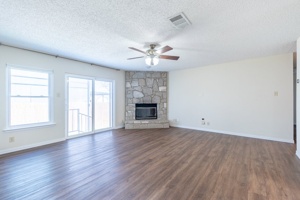 4527 Stradford Place, San Antonio, TX 78217 property image