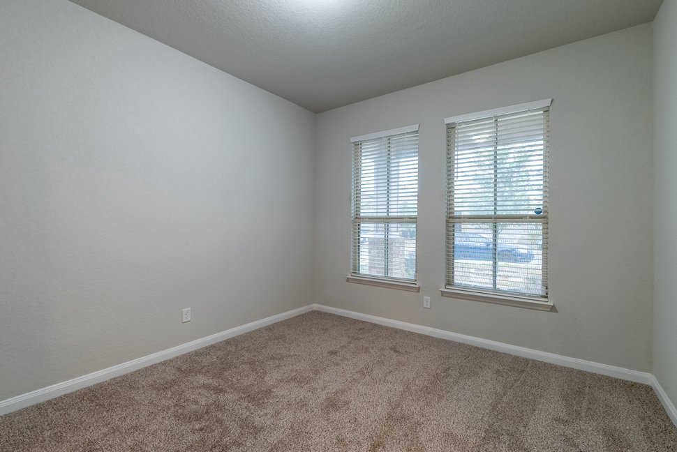 10230 Midsummer Meadow Converse, TX 78109 property image