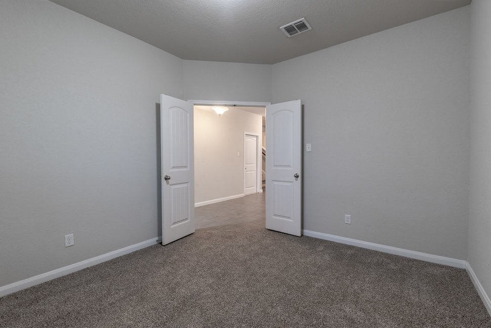 10230 Midsummer Meadow Converse, TX 78109 property image