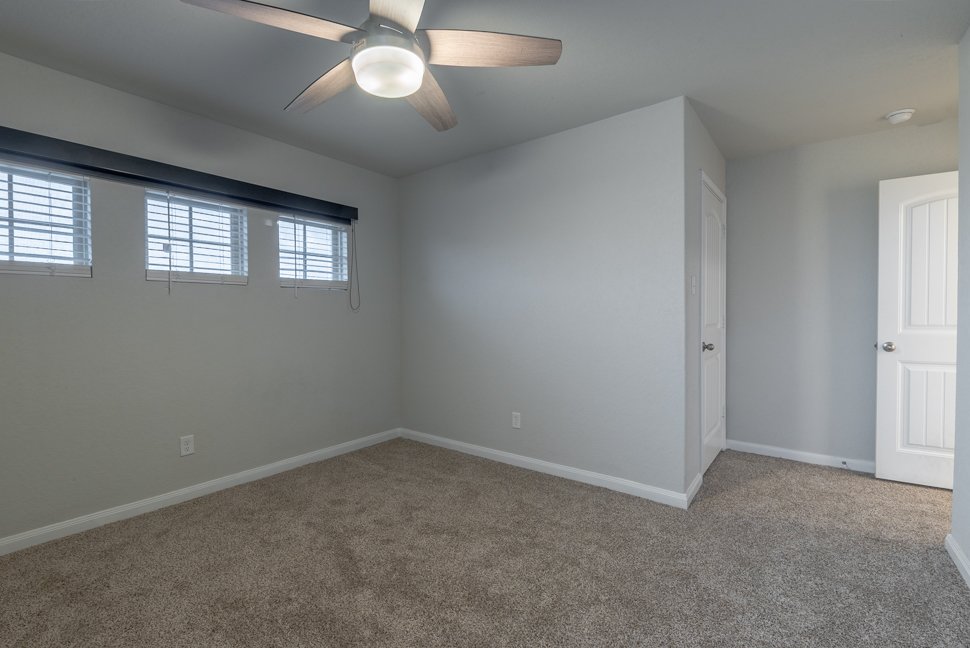 10230 Midsummer Meadow Converse, TX 78109 property image