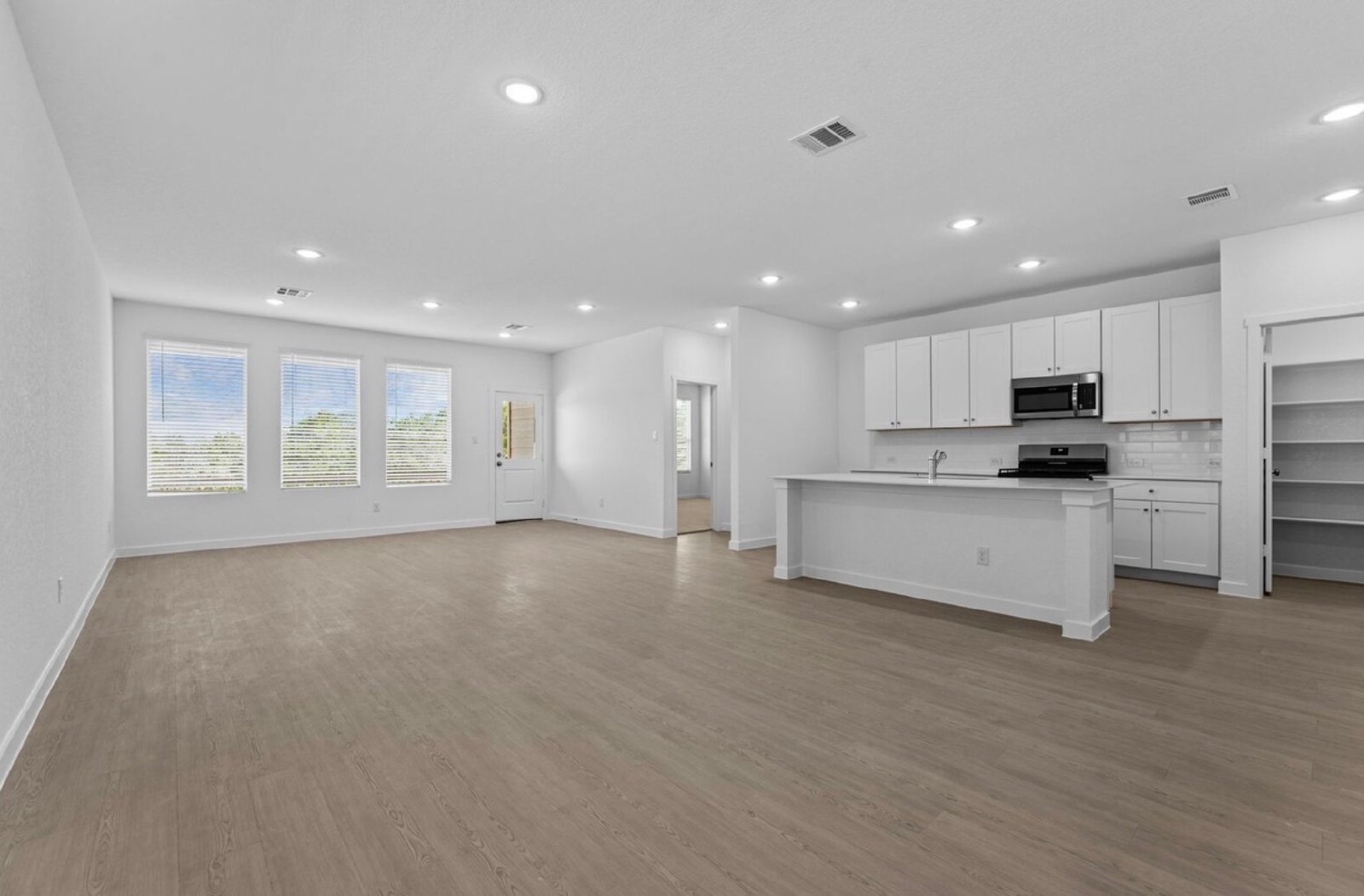 14822 Taradeau San Antonio, TX 78254 property image