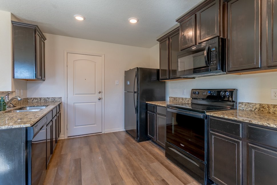 15214 Walcott Rdg Von Ormy, TX 78073 property image