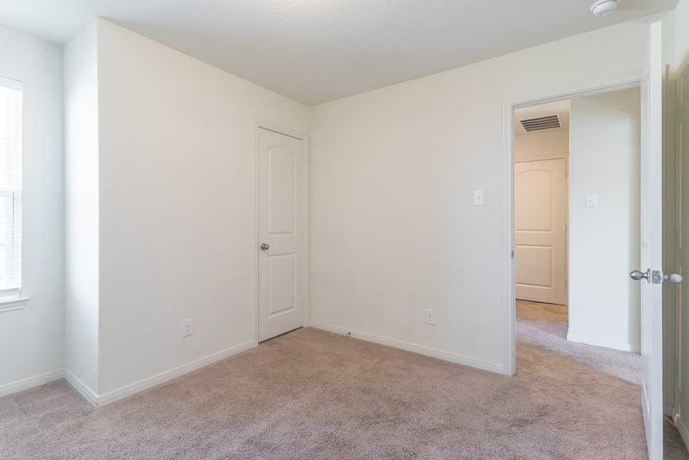 15214 Walcott Rdg Von Ormy, TX 78073 property image