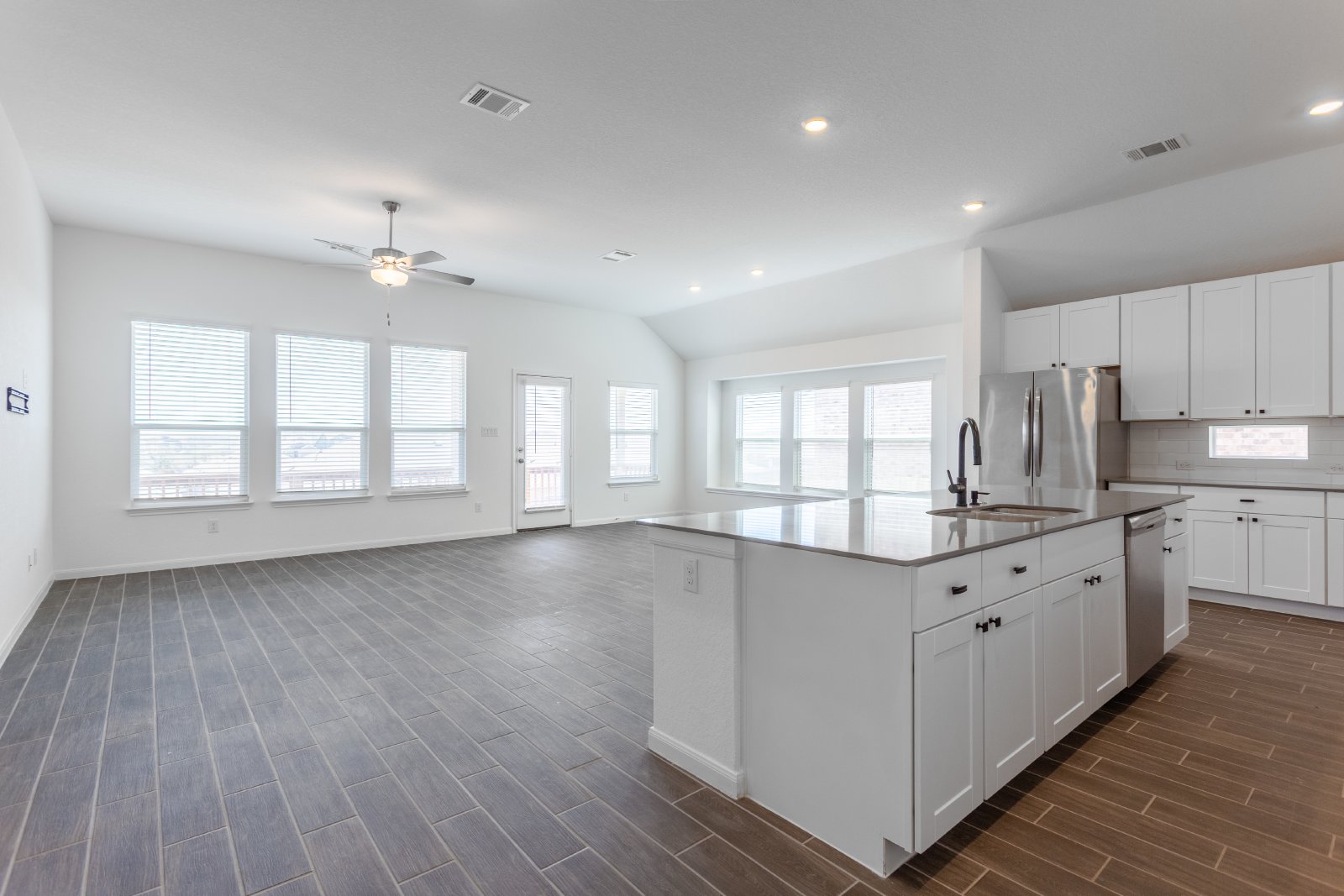 6014 Cerulean Ln, Bulverde, TX 78163 property image