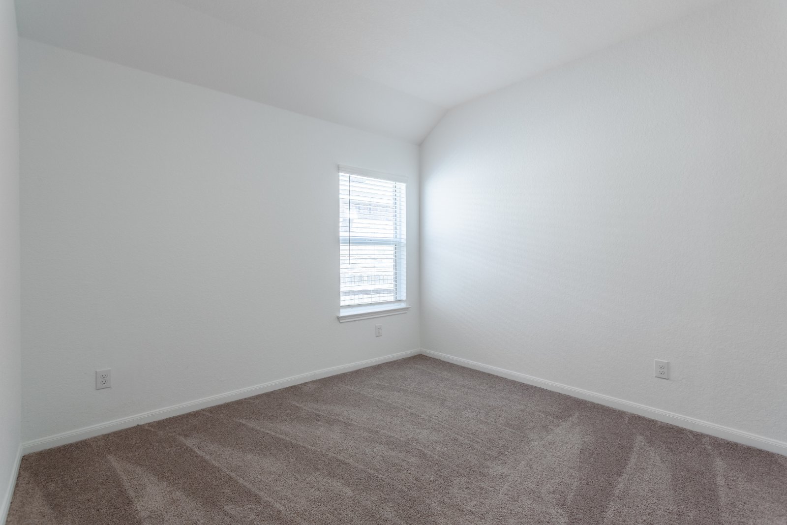 6014 Cerulean Ln, Bulverde, TX 78163 property image