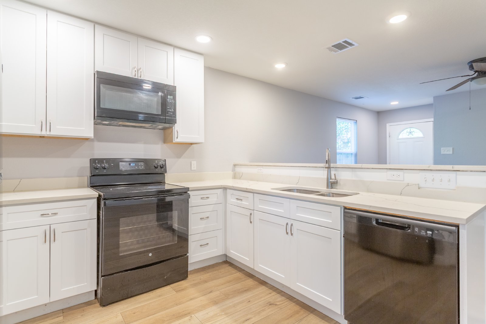 315 Bundy St Unit 2, San Antonio, TX 78220 property image