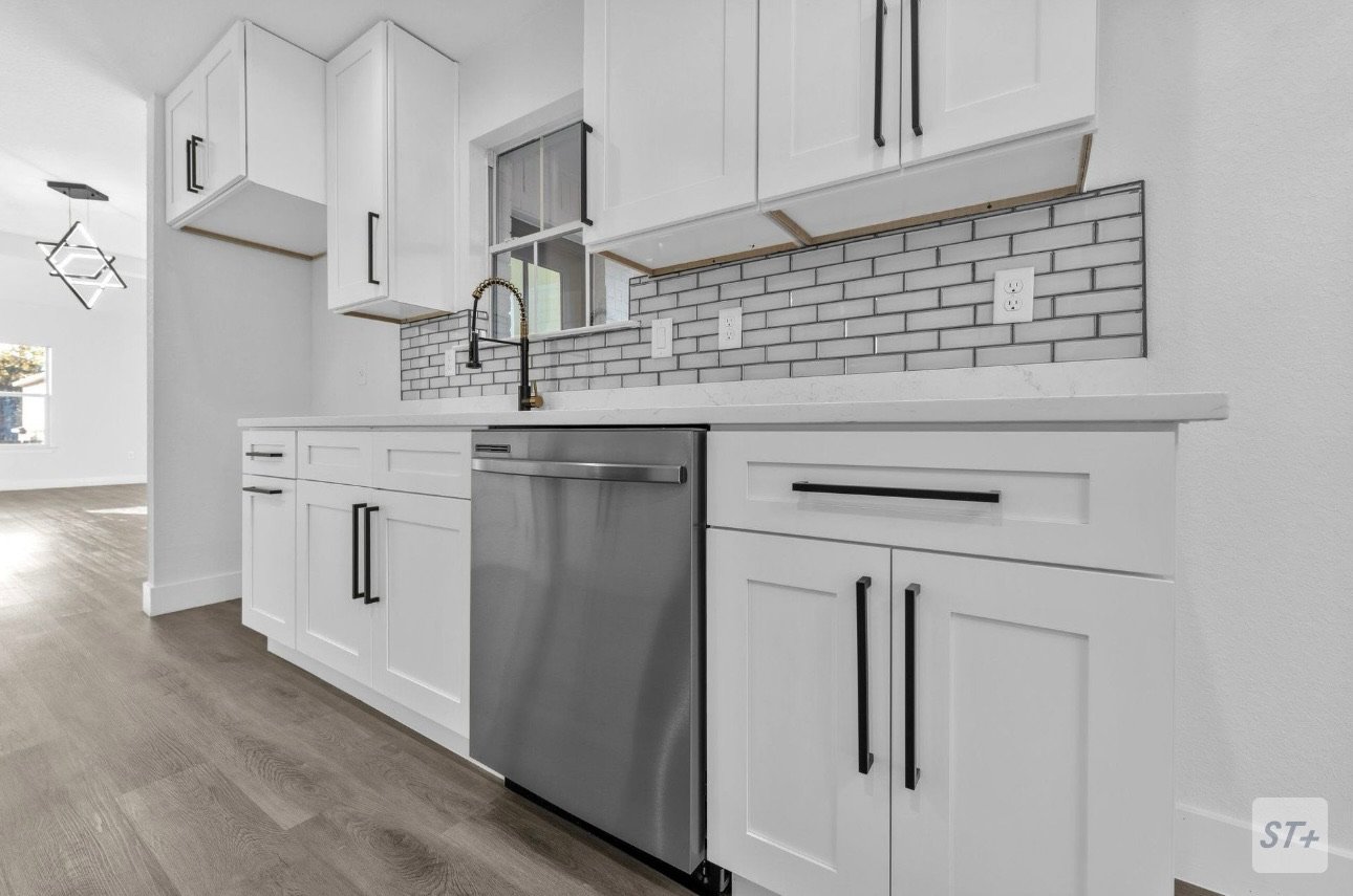 671 Lynx Mtn San Antonio, TX 78251 property image