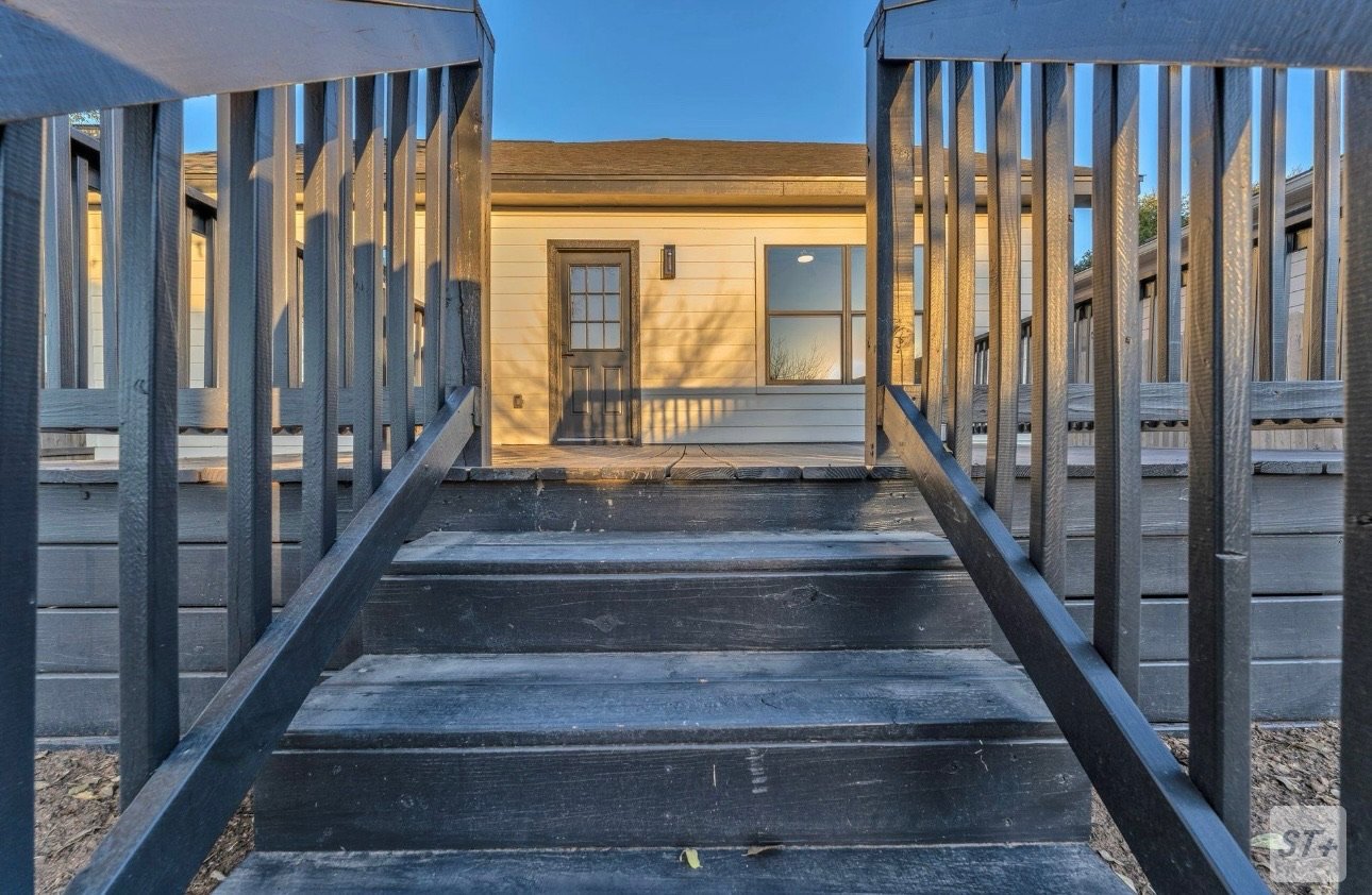 671 Lynx Mtn San Antonio, TX 78251 property image