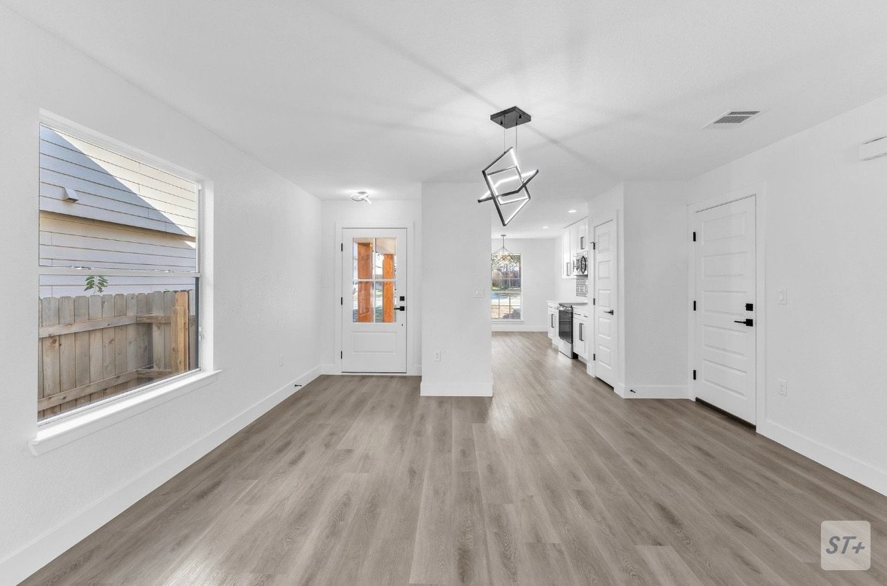 671 Lynx Mtn San Antonio, TX 78251 property image