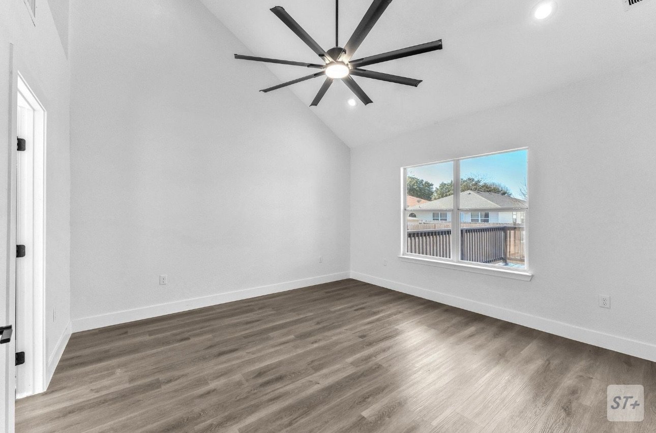 671 Lynx Mtn San Antonio, TX 78251 property image