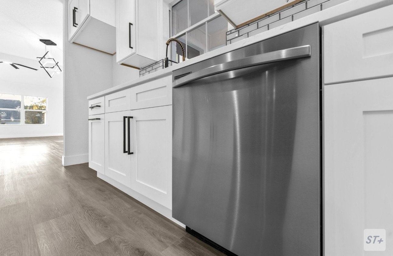 671 Lynx Mtn San Antonio, TX 78251 property image