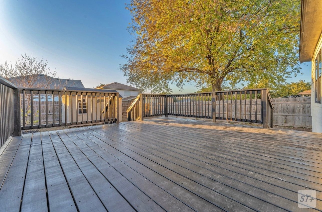 671 Lynx Mtn San Antonio, TX 78251 property image