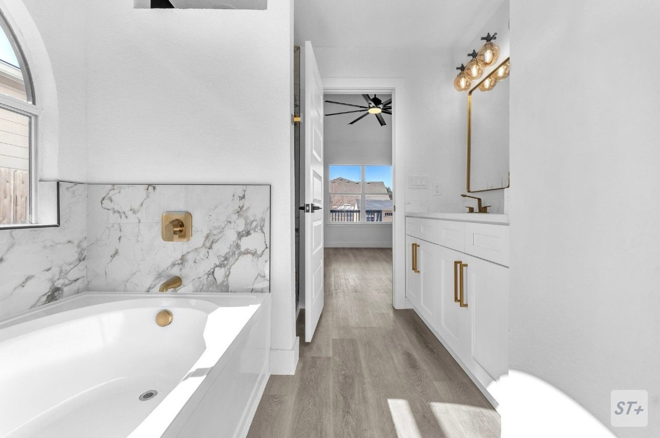 671 Lynx Mtn San Antonio, TX 78251 property image