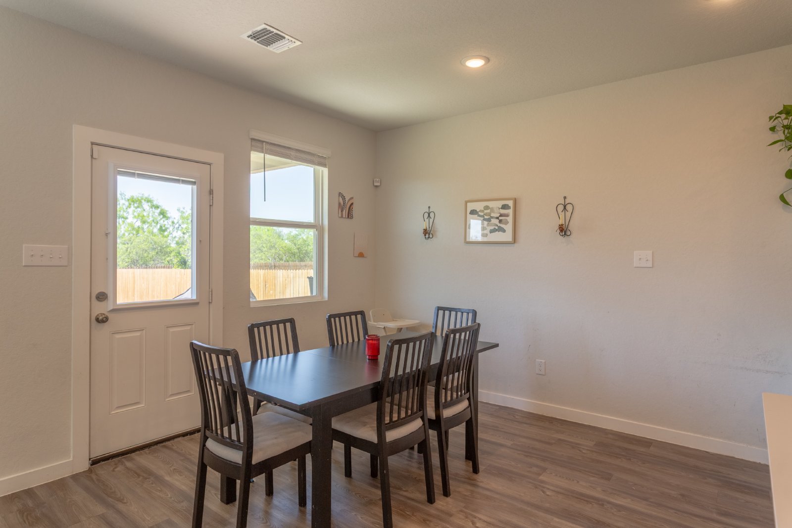 9931 Forestier Grn San Antonio, TX 78221 property image