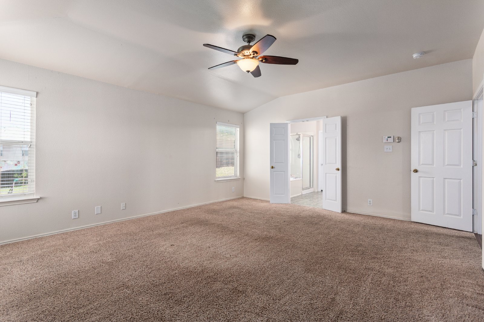 438 Leopard Claw San Antonio, TX 78251 property image